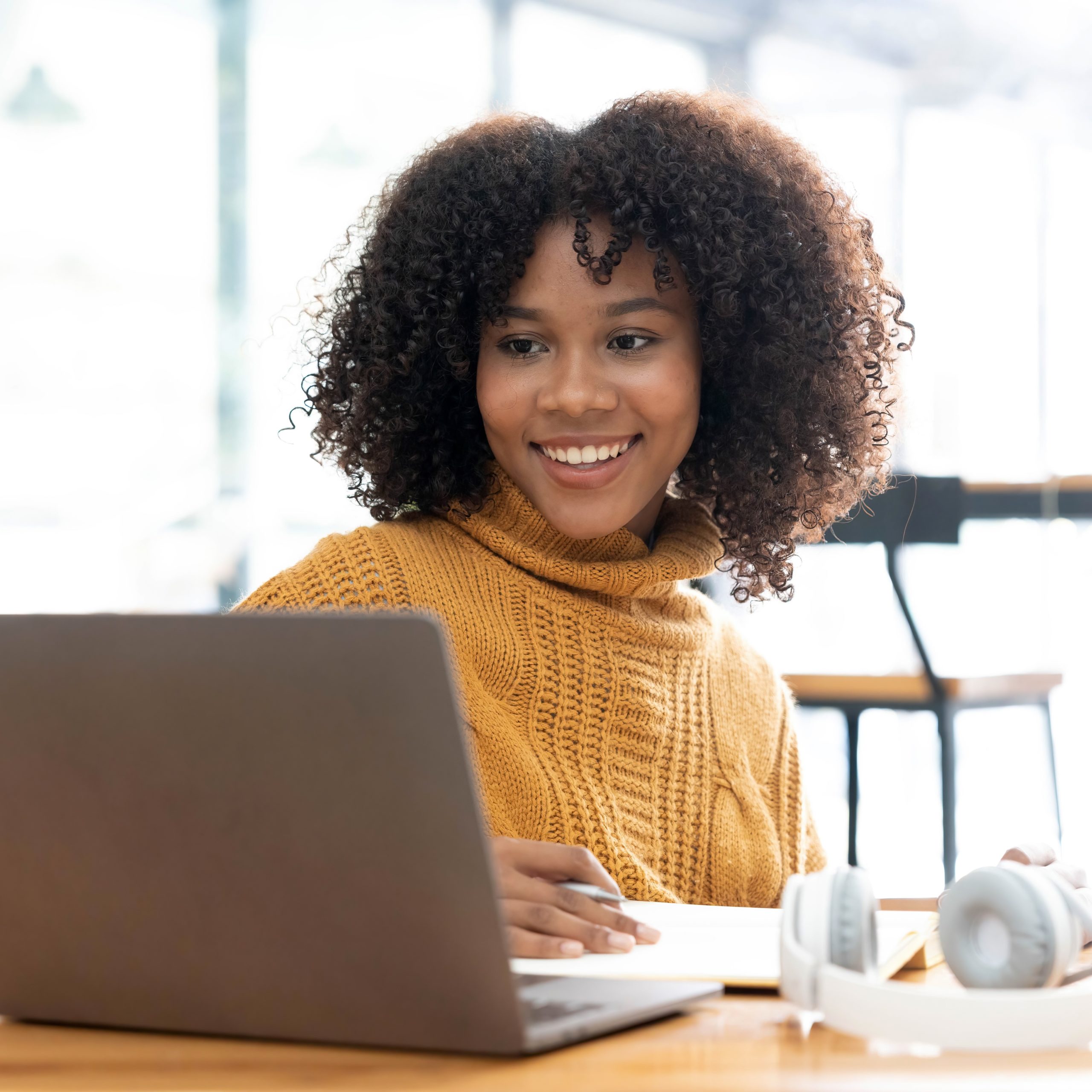 A Ohio woman searching on her laptop "How Does the Abortion Pill Work?"